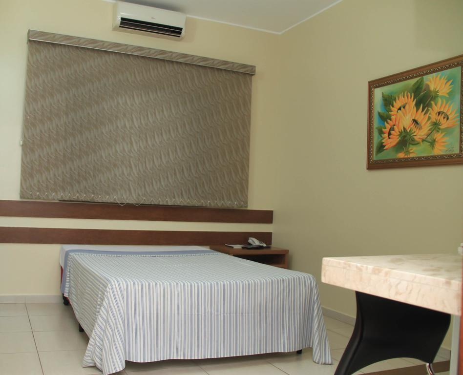 Marcellus Hotel Anápolis Szoba fotó